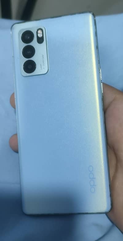 OPPO Reno6 Pro