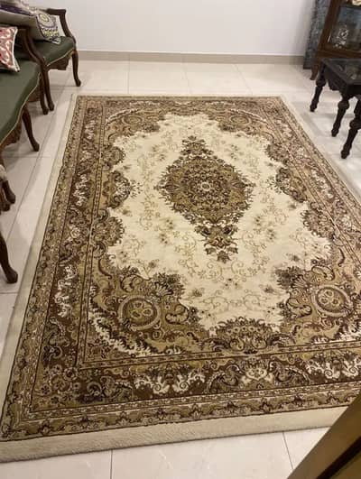 Large Beige Turkish Carpet (7×10 ft)