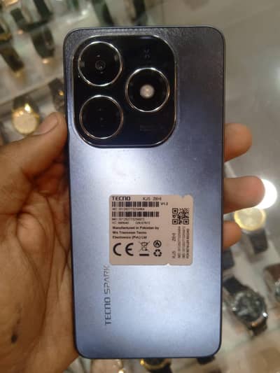 Tecno spark 20