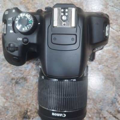 canon 700d with 18 55 stm lens