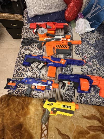 NERF GUNS