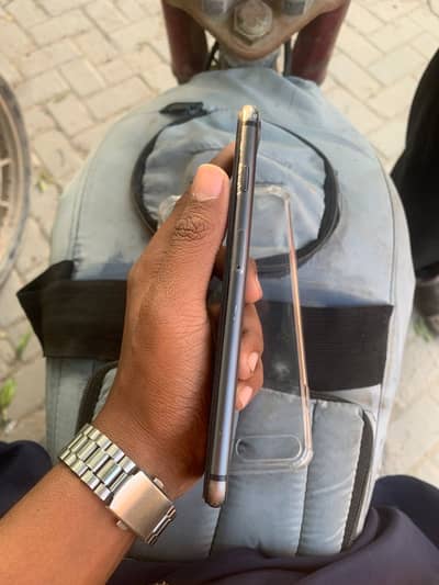 I phone 8 plus jv 128 GB