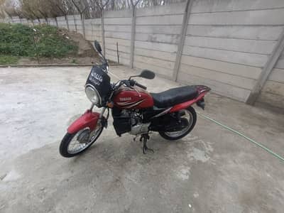 YBZ 125 , 10/10 condition