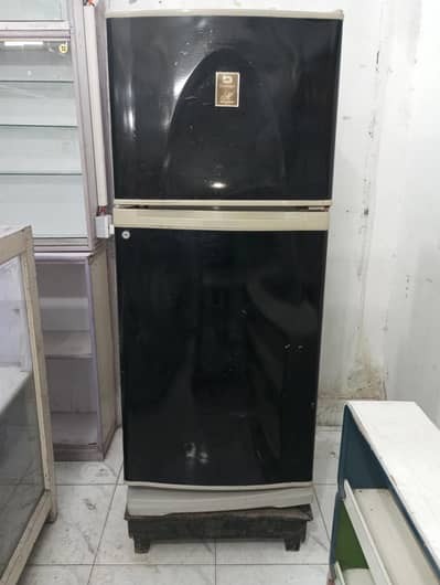 Refrigerator with Good Running Pharmacy for Sale