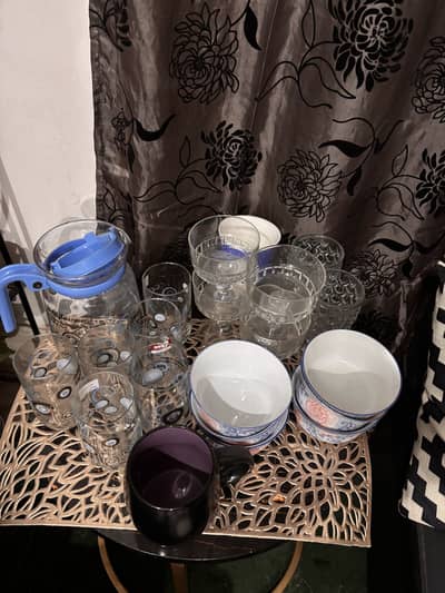 House hold crockery items for sale