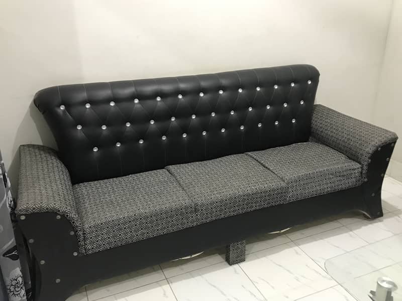 7 seater sofas with centre table 1