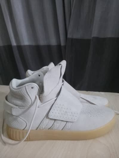 Adidas tubular invaders strap beige