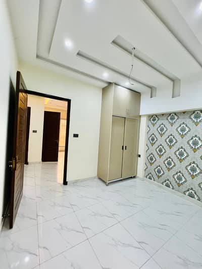 5marla lower portion available for rent in canal Garden