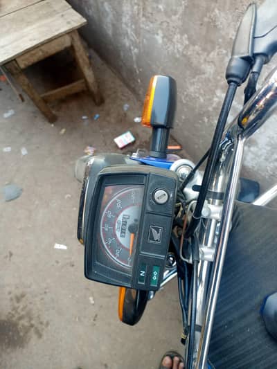 cd70 full lash one hand us