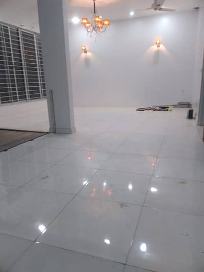 Defence 120 Yards Bungalow For Rent West Open