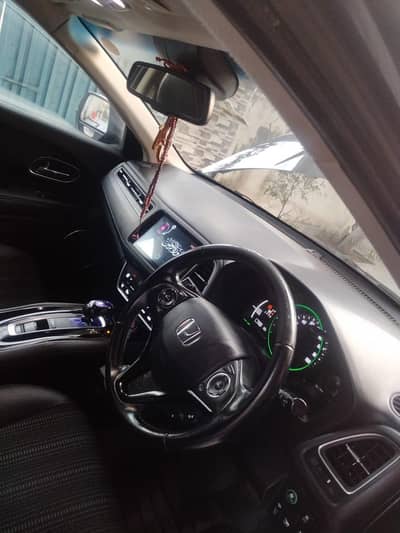 Honda Vezel full option 2016-2022