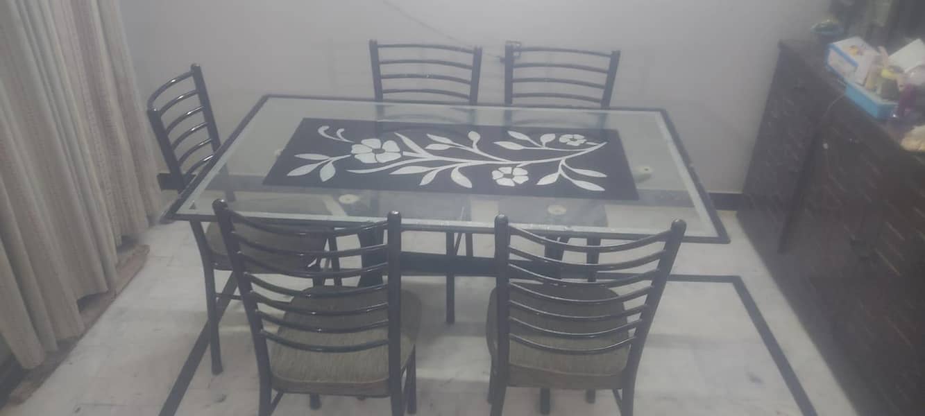 dinning table 0