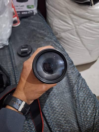 Canon 75.300 lens