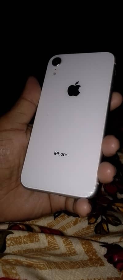 i phone XR 64gb dual sim pta approved lush condition