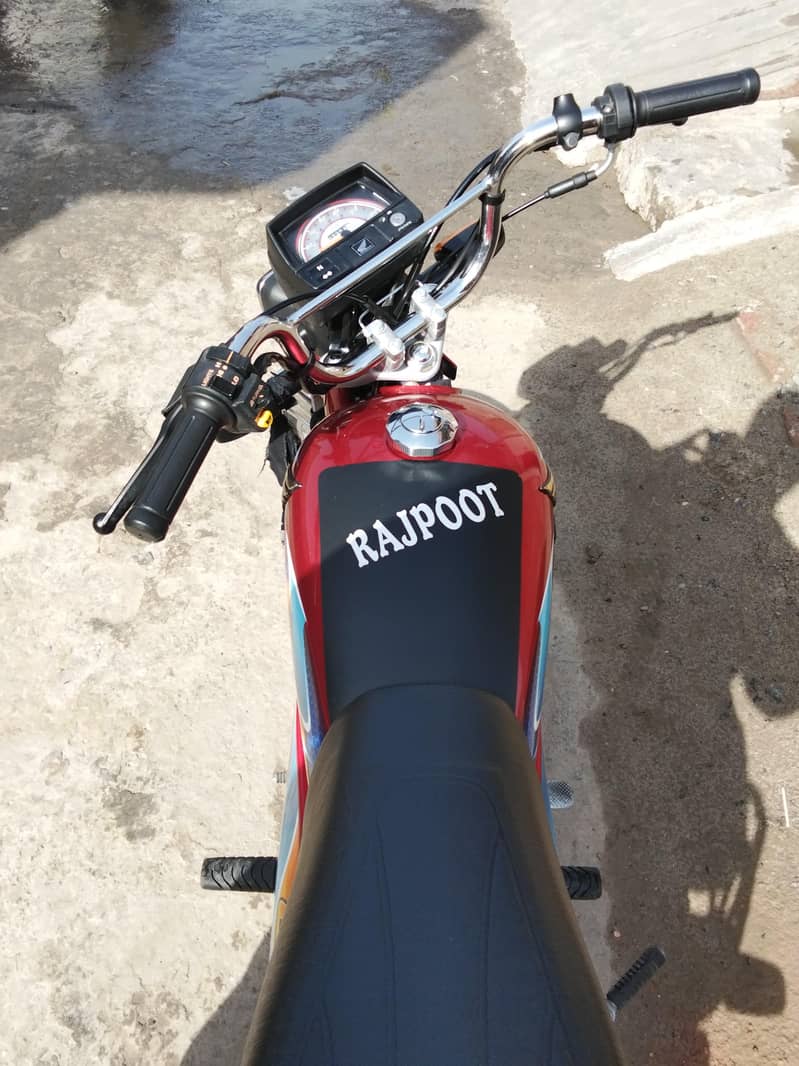 condition new 10 button 1