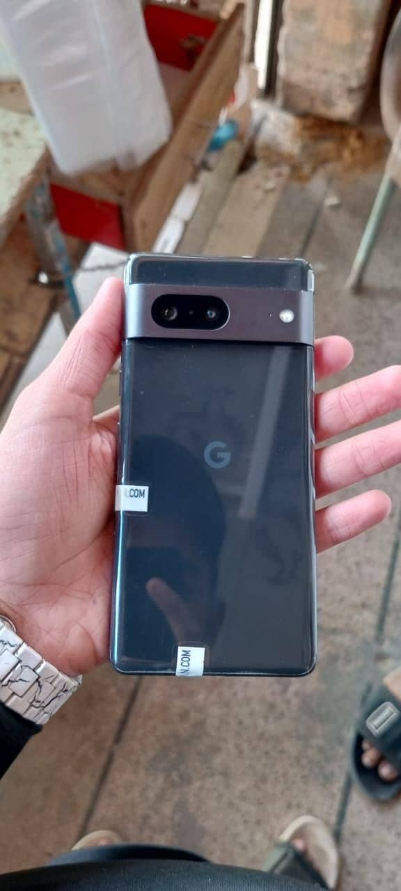 Goggle Pixel 7 1