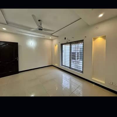 1 Kanal Upper Portion For Rent In Paragon City Lahore