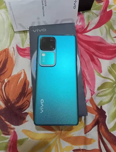Vivo V30 12/256 gb brand new  10/10 condition urgent for sale