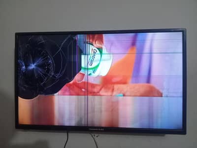 Changhong Ruba 32 Inch Smart TV – Screen Broken (For Parts)