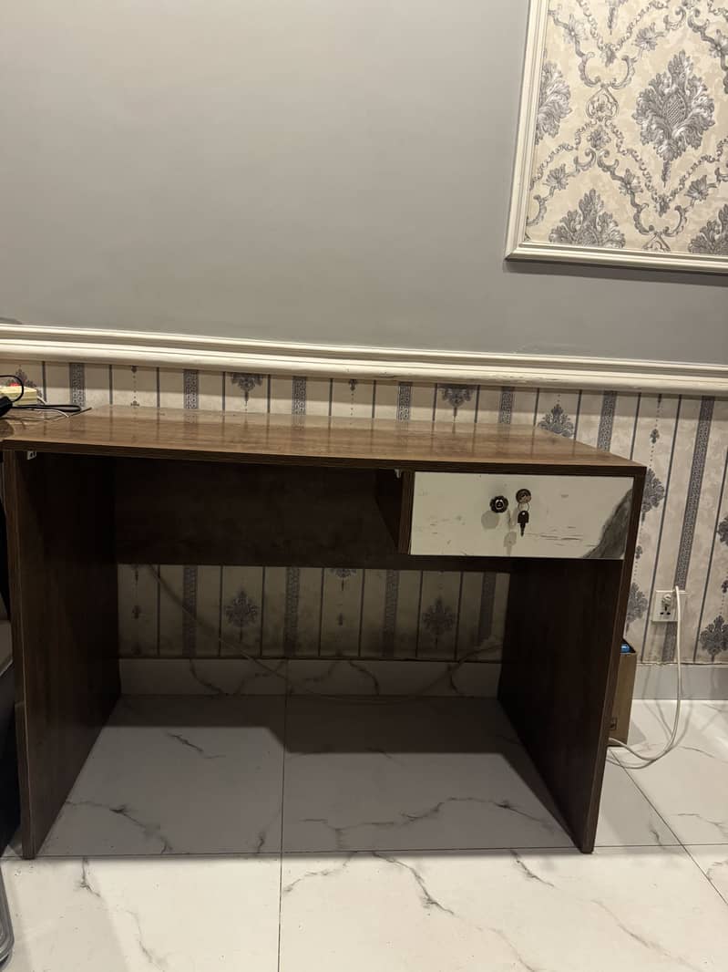 Study/Office Table 0