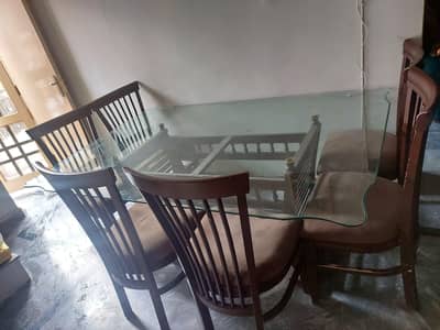 dinning table with 6 chairs
