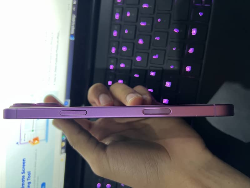 Apple iPhone 16 Plus 6