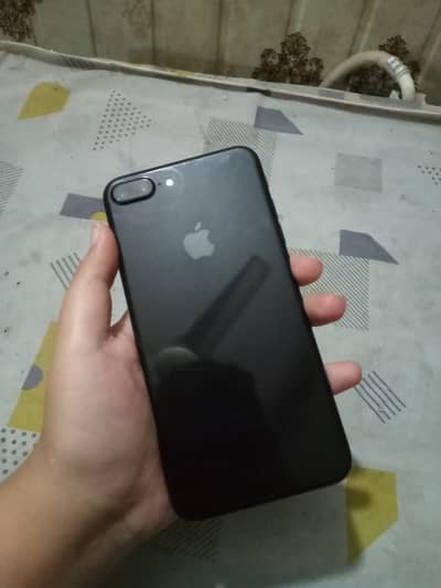 Iphone 7 plus pta 128 gb
