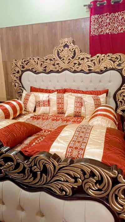 Complete Bed Set for Sale Crown Style