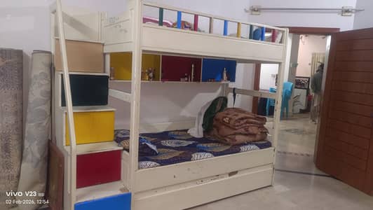 Kids triple bed