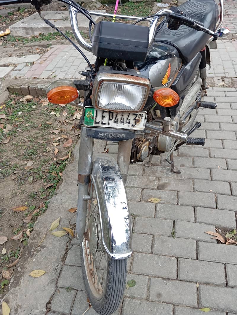 ہونڈا سی ڈی 70 1