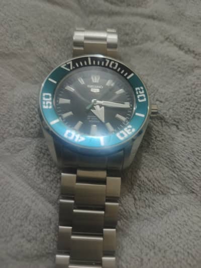 seiko 5 Sports 24 jewelry