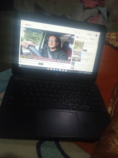 ho chrome book 4/16. whtsapp 03060581302