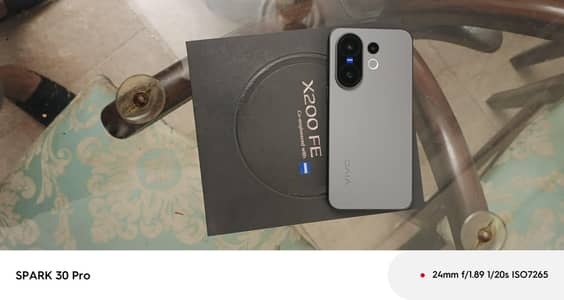 vivo x200 FE / iphone 16 17 pro / samsung s25 ultra / pixel 9