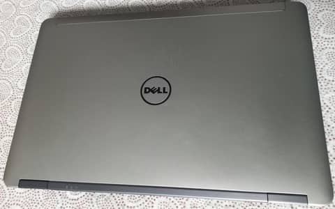 i7-4810MQ 2gb Radeon Graphicard Quadcore