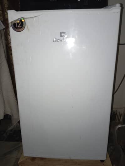 Dawlance Refrigerator 10/10 Condition – Under Warranty