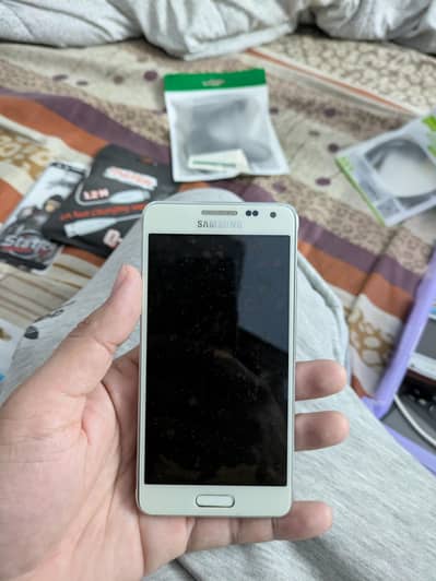 Samsung Galaxy Alpha Screen Required