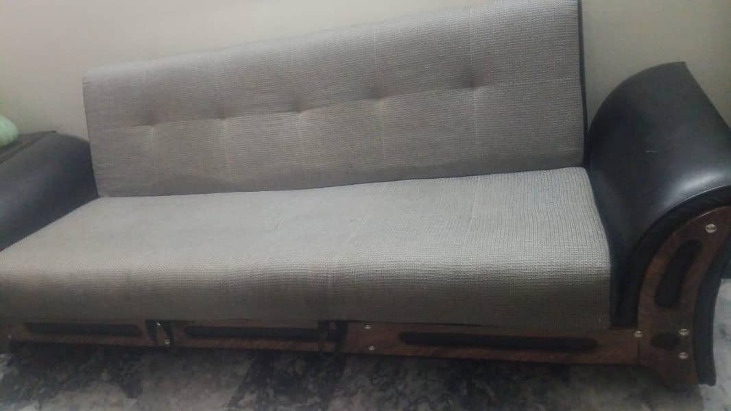 sofa comebed 0