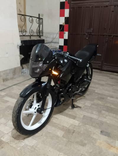 ybr 125 Modified bike condition new japenies model.