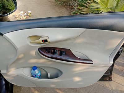 toyota Corolla Gli model 2012 red wine color