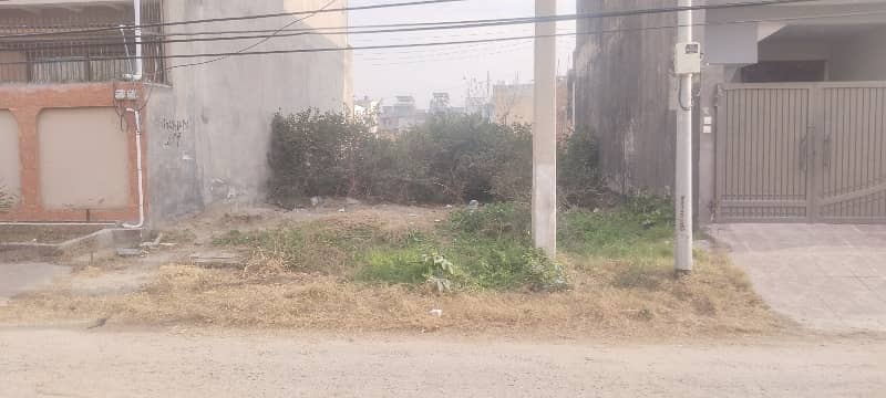 5marla Plot With Ideal Access 0