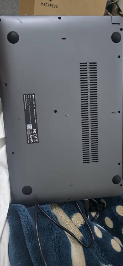 MECHREVO Laptop 8/256SSD