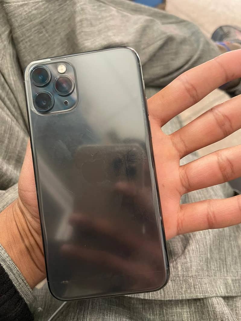 Iphone 11 pro 1