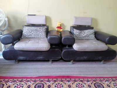 5 seater sofa with table