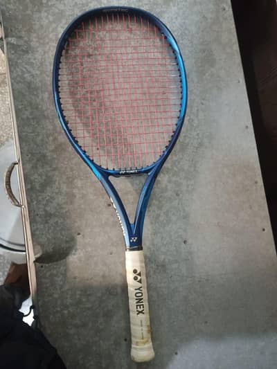 Yonex EZONE 100L Racket