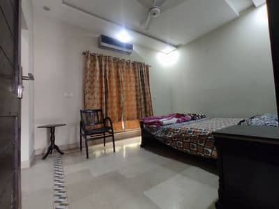 Next To Beacon House School l Fully Furnished 2 Bedroom Upper Portion | 5 Marla Upper Pprtion | Next to Beaconhouse School | Sector D, Bahria Town Lahore