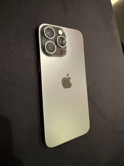 iPhone 15 Pro max 256 gb black color