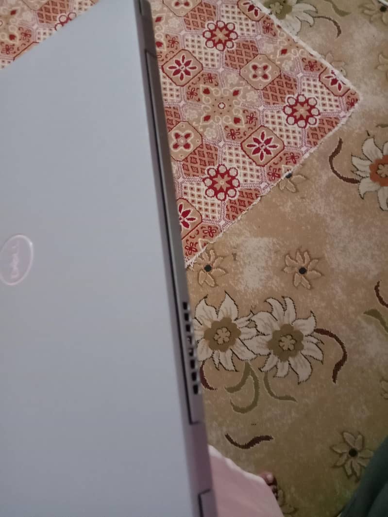 Laptop 4