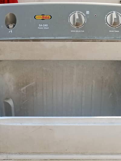 Used spinner and washing machine  good working condition