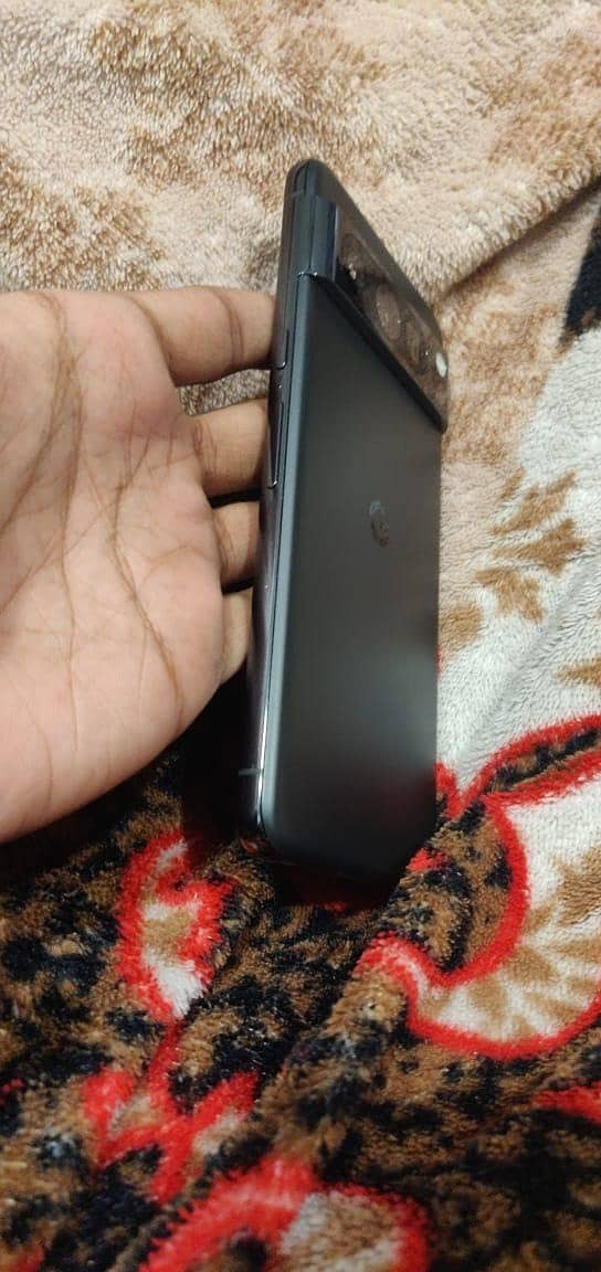 Google pixel 8 pro 3