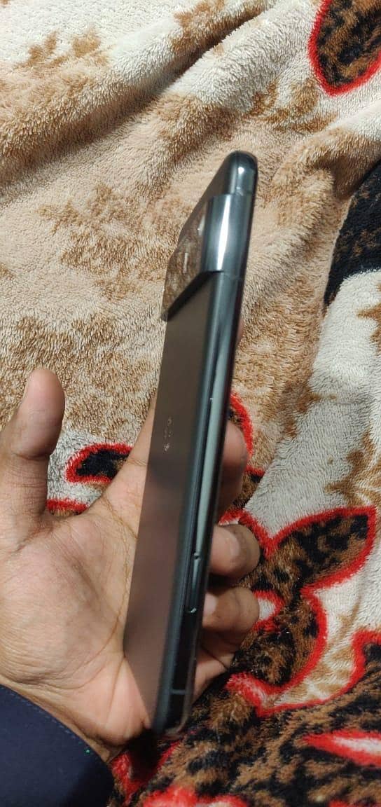 Google pixel 8 pro 5